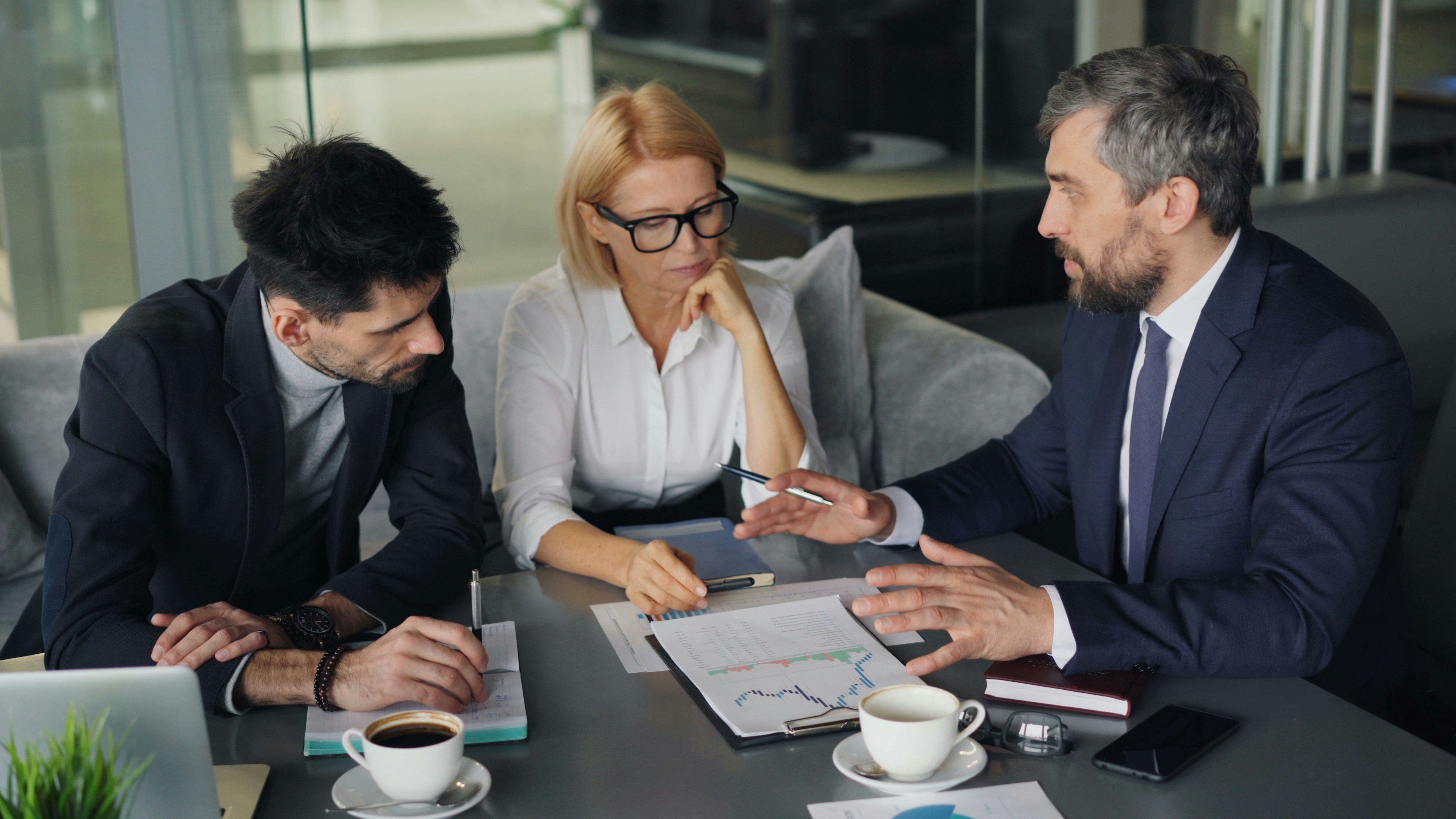 Customer meeting with EverStead Financial loan officer